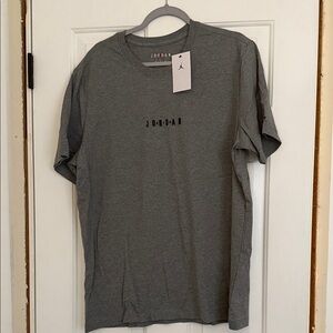 Jordan Men’s Gray t-shirt size XL